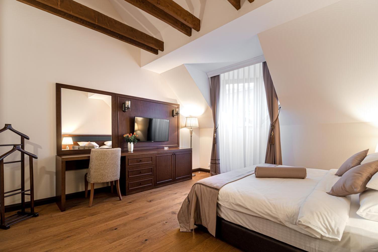 Hotel Michael'S Palace Košice Værelse billede