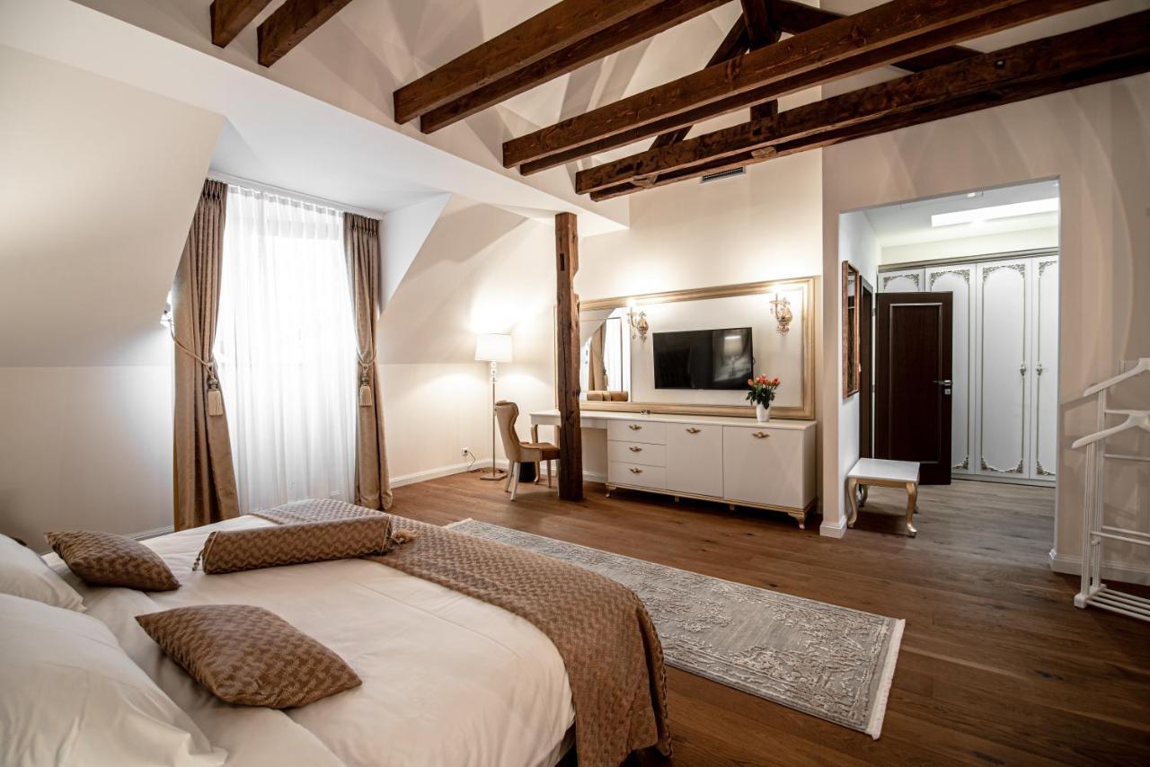 Hotel Michael'S Palace Košice Eksteriør billede